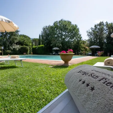 Borgo San Pietro 호텔