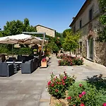 Hotel Borgo San Pietro 4*