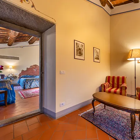 Готель Borgo San Pietro 4*