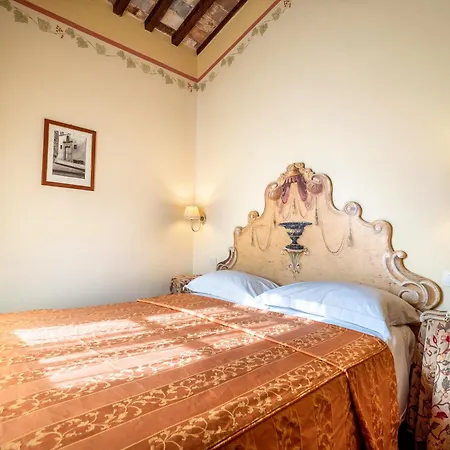 Borgo San Pietro 4* קורטונה