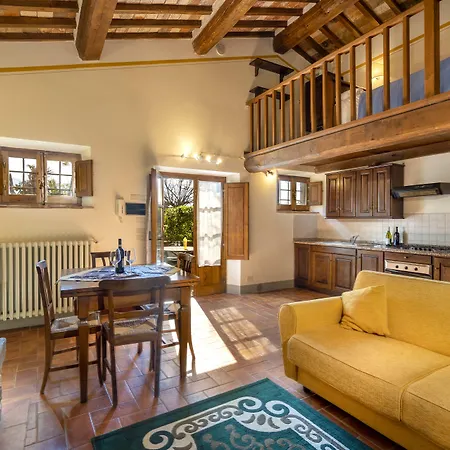 Borgo San Pietro Szálloda 4*