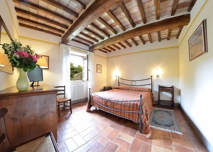 Borgo San Pietro Готель 4*