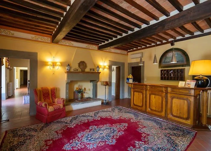 Готель Borgo San Pietro 4*